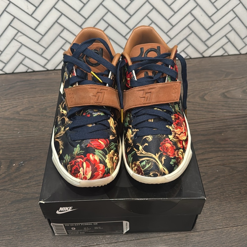 KD VII Ext Floral QS - Picture 2 of 8